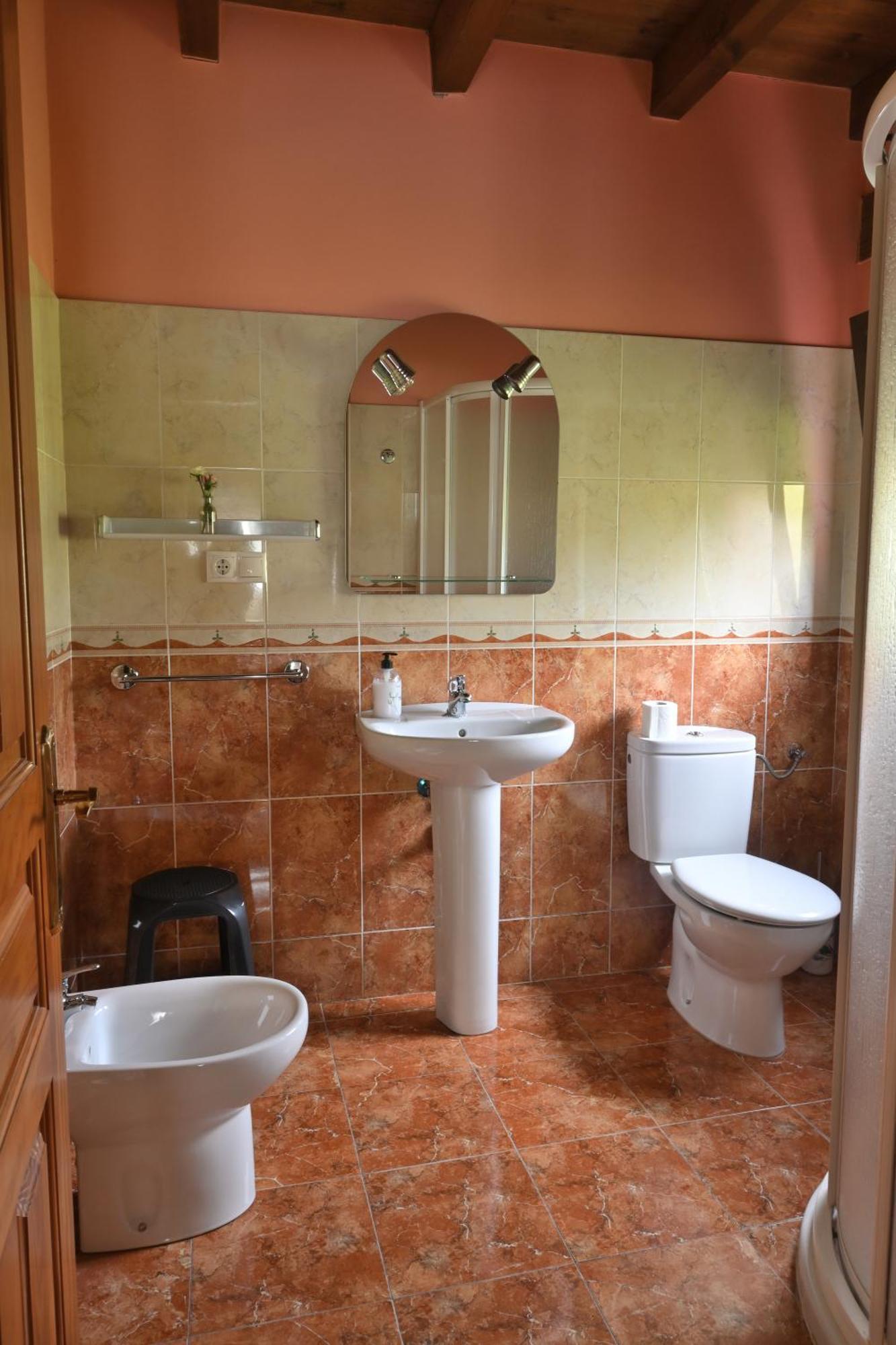 Apartamentos Aires De Avin - Onis ภายนอก รูปภาพ