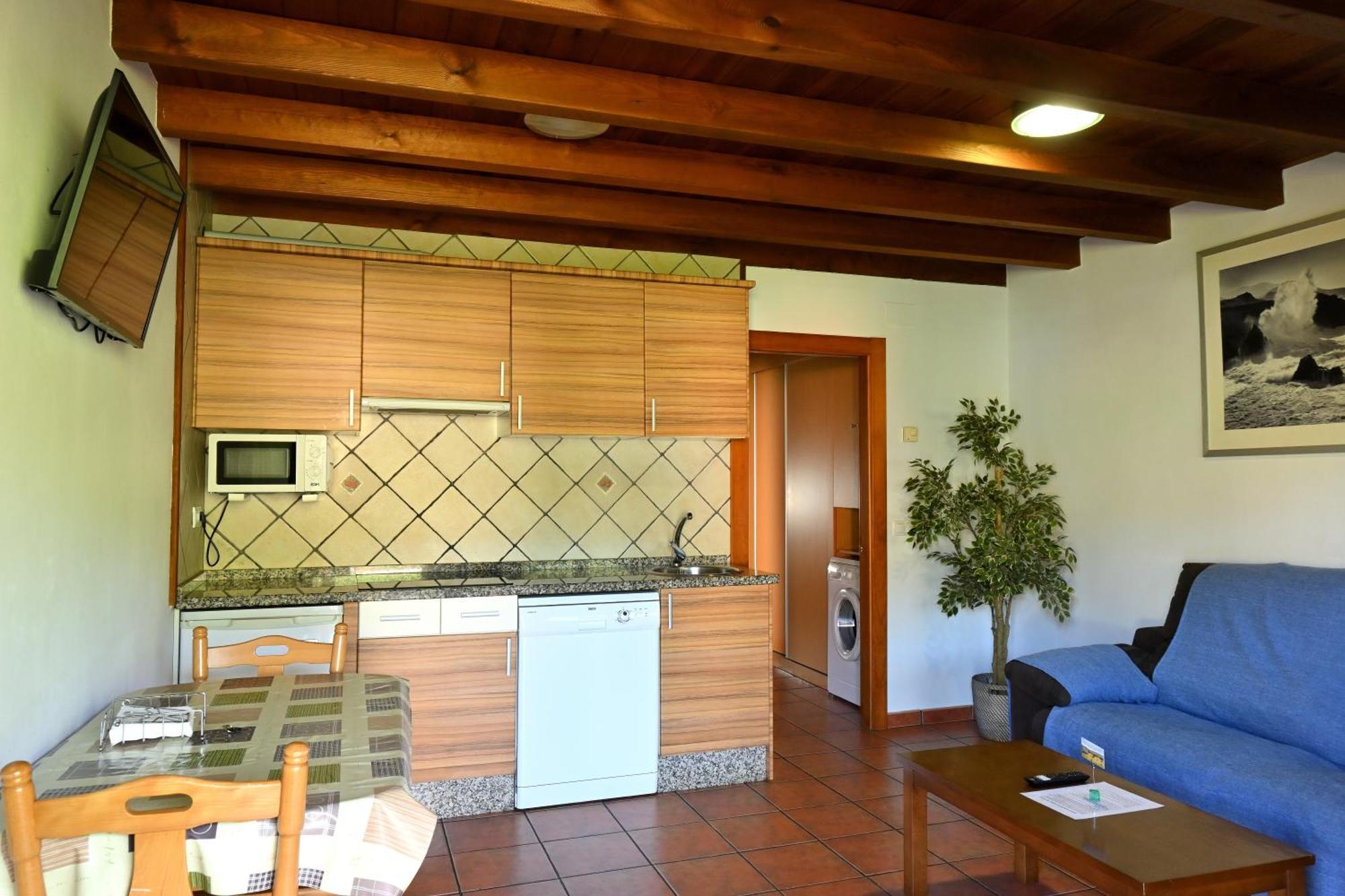 Apartamentos Aires De Avin - Onis ภายนอก รูปภาพ