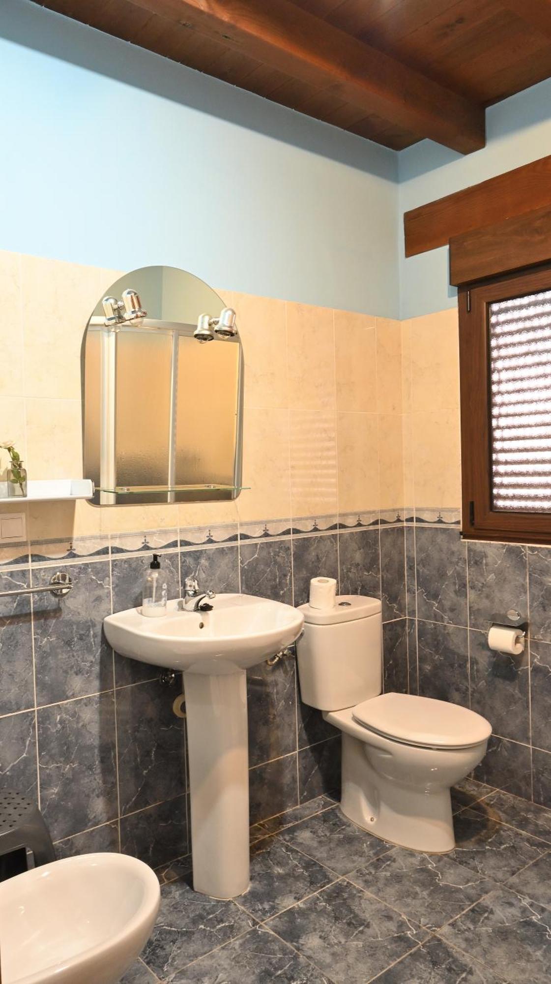 Apartamentos Aires De Avin - Onis ภายนอก รูปภาพ